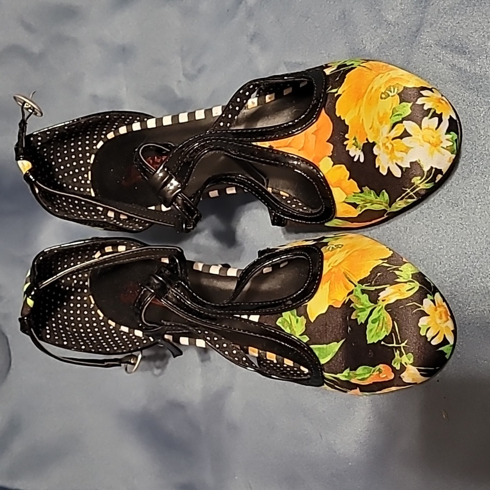 Yellow & Orange Floral Black & White Strips High Heels 10 Joe Browns Never Worn